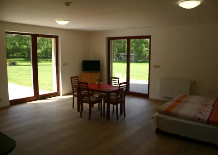 Casa de hóspedes Penzion U Blatce 3*